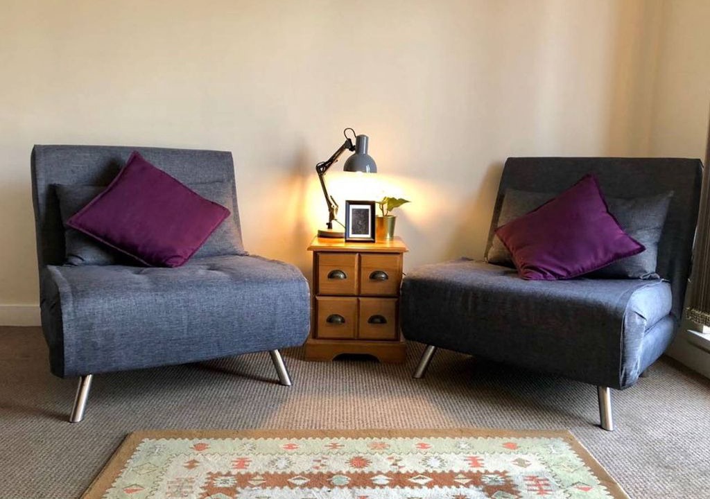 Riverside Apartment | 1 bed apartment in Central Cardiff Close to Stadium & Castle with Parking