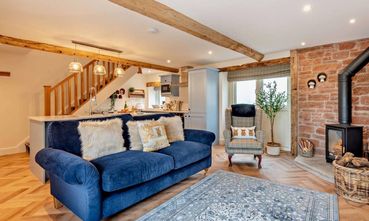 Wing Cottage | 1 Bed in Carlisle (oc-94538)