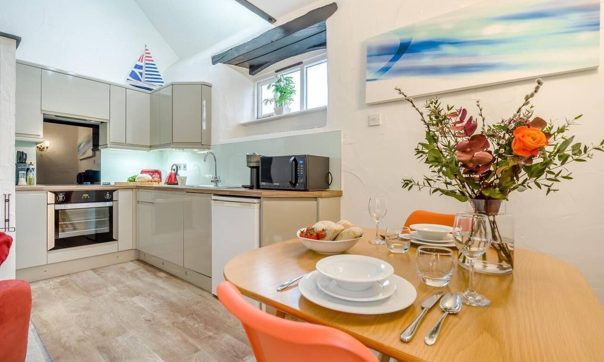 Wainhouse Corner Cottage | 1 Bed in St. Gennys (oc-l34629)