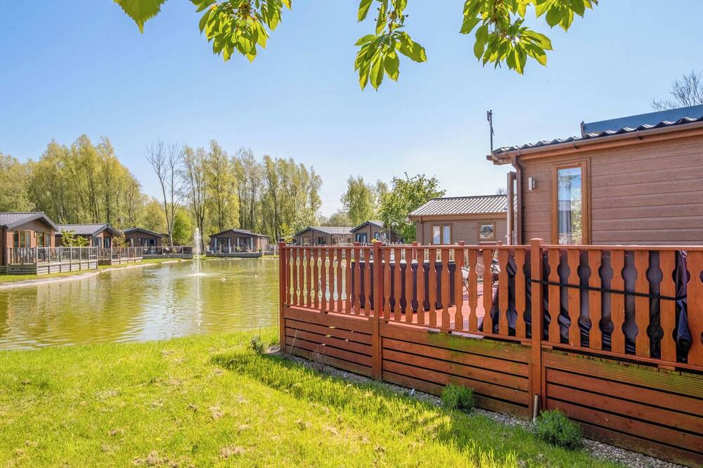Carnforth Ski Chalet | 1 bedroom accommodation in Carnforth