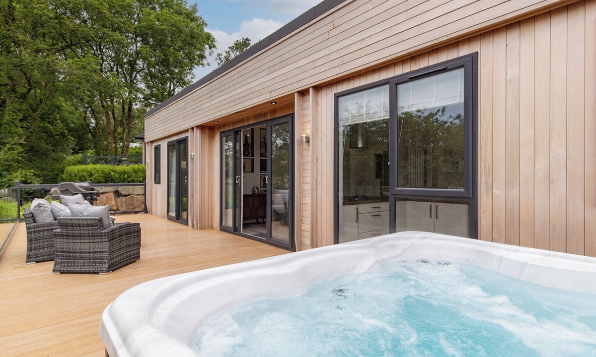 Narberth Ski Chalet | 1 bedroom accommodation in Narberth