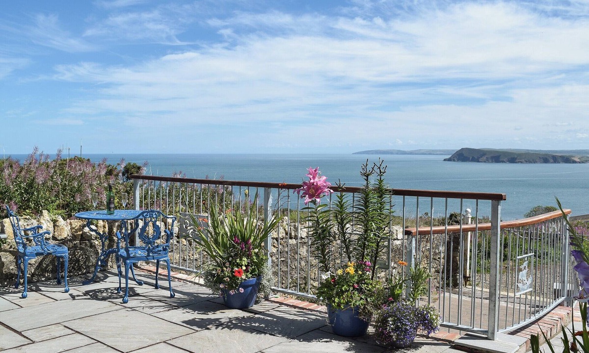Goodwick Cottage | 1 bedroom accommodation in Goodwick, near Fishguard