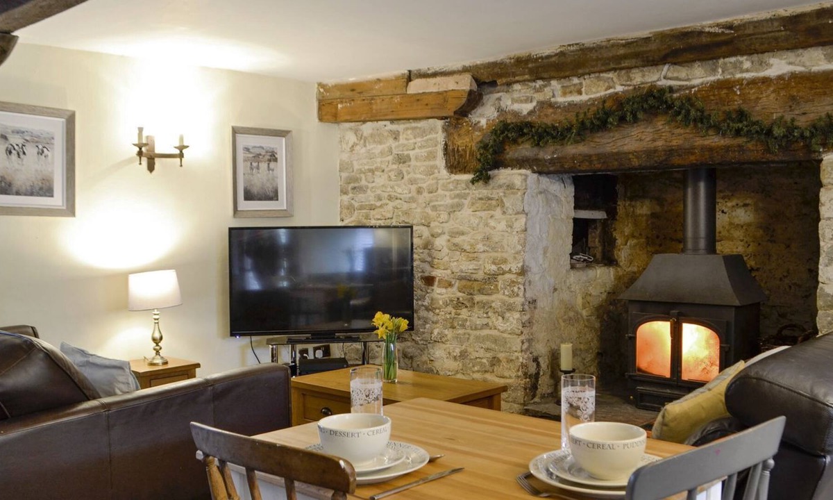 Bridgend Cottage | 1 bedroom accommodation in Bettws