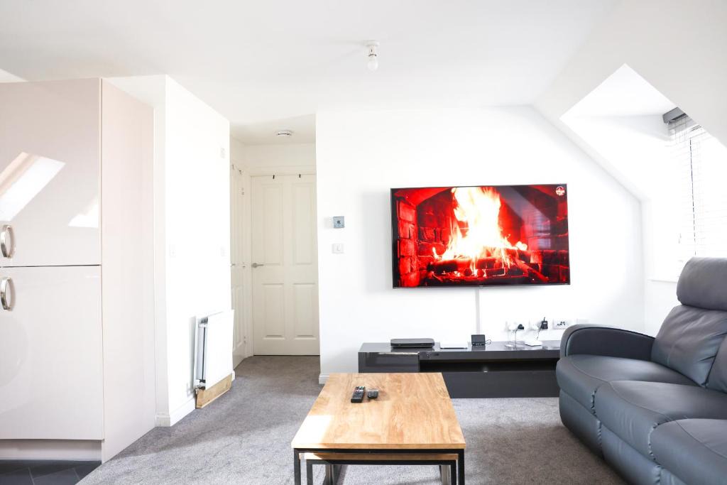 Patchway Apartment | 148 Mansell Road