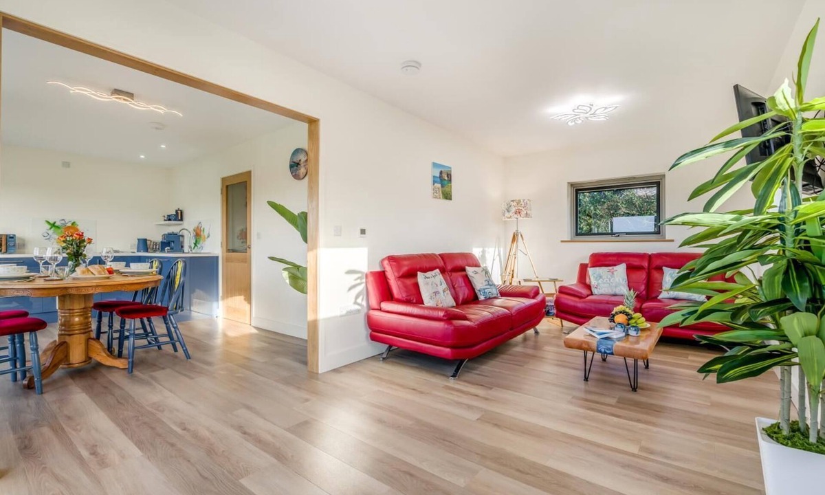 Saint Gennys House | 2 Bed in Crackington Haven (oc-h33817)