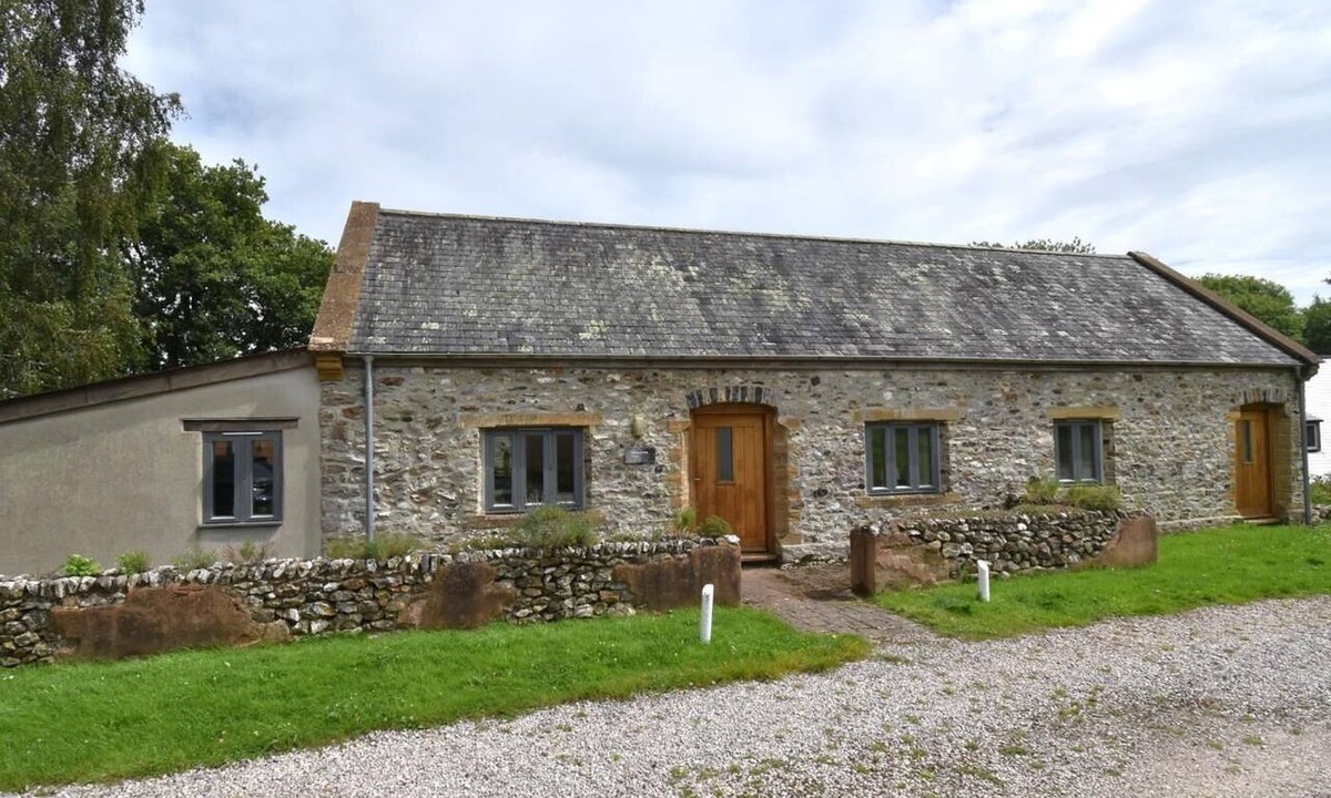 Honiton Cottage | 2 Bed in Honiton (oc-93402)