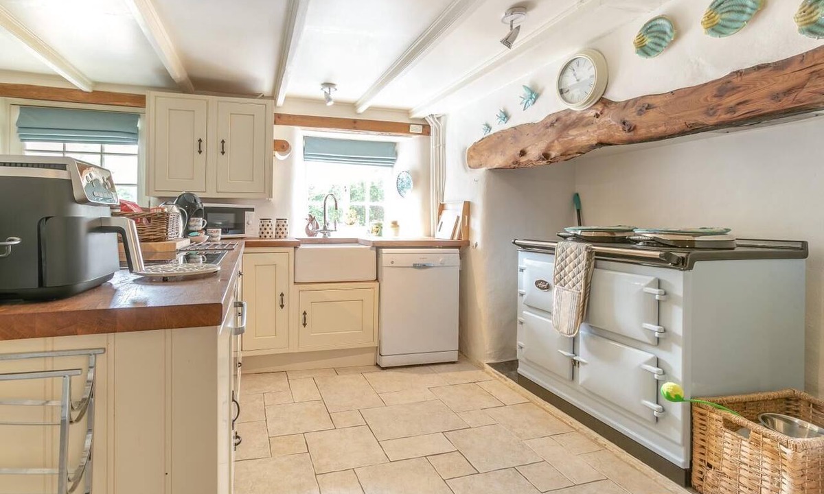 Helford Passage Cottage | 2 Bed in St. Keverne (oc-m36933)