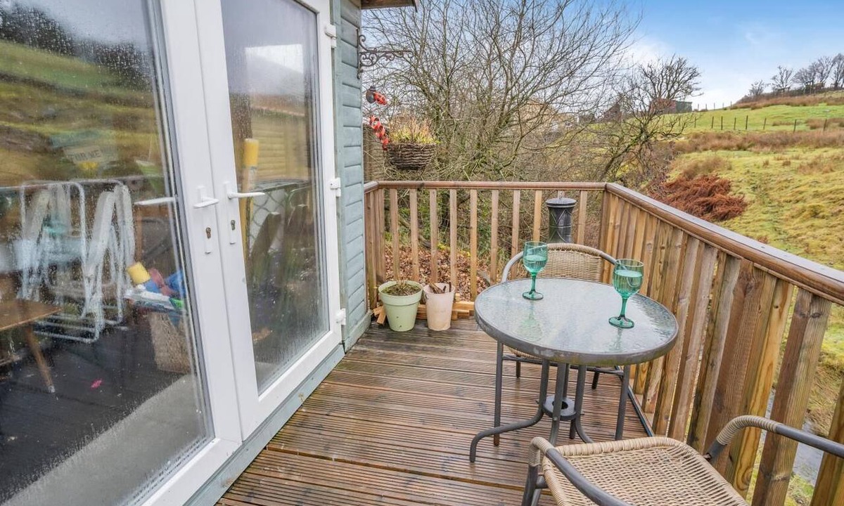 Tredegar Cottage | 2 Bed in Trefil (oc-n34478)