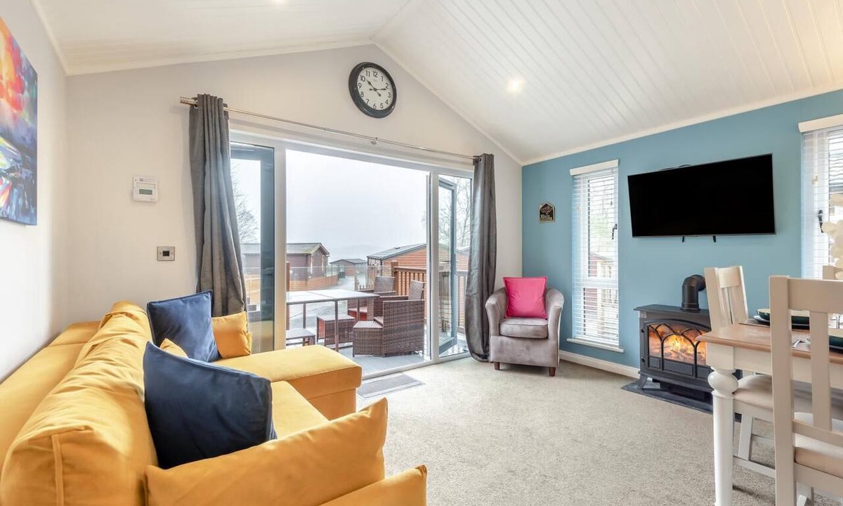 Troutbeck Bridge Ski Chalet | 2 Bed in Troutbeck Bridge (oc-p36885)