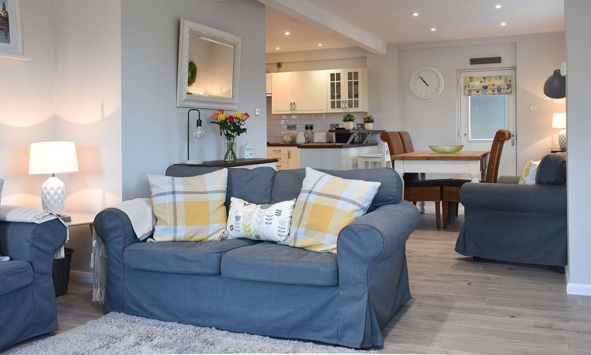 Severn Stoke Cottage | 2 bedroom accommodation in Baughton, near Upton-upon-Severn