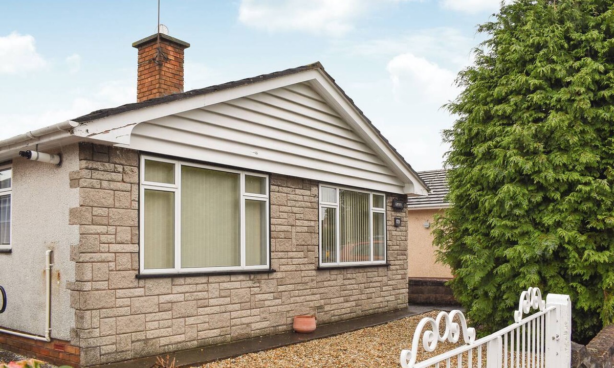 Rhyl Cottage | 2 bedroom accommodation in Rhyl