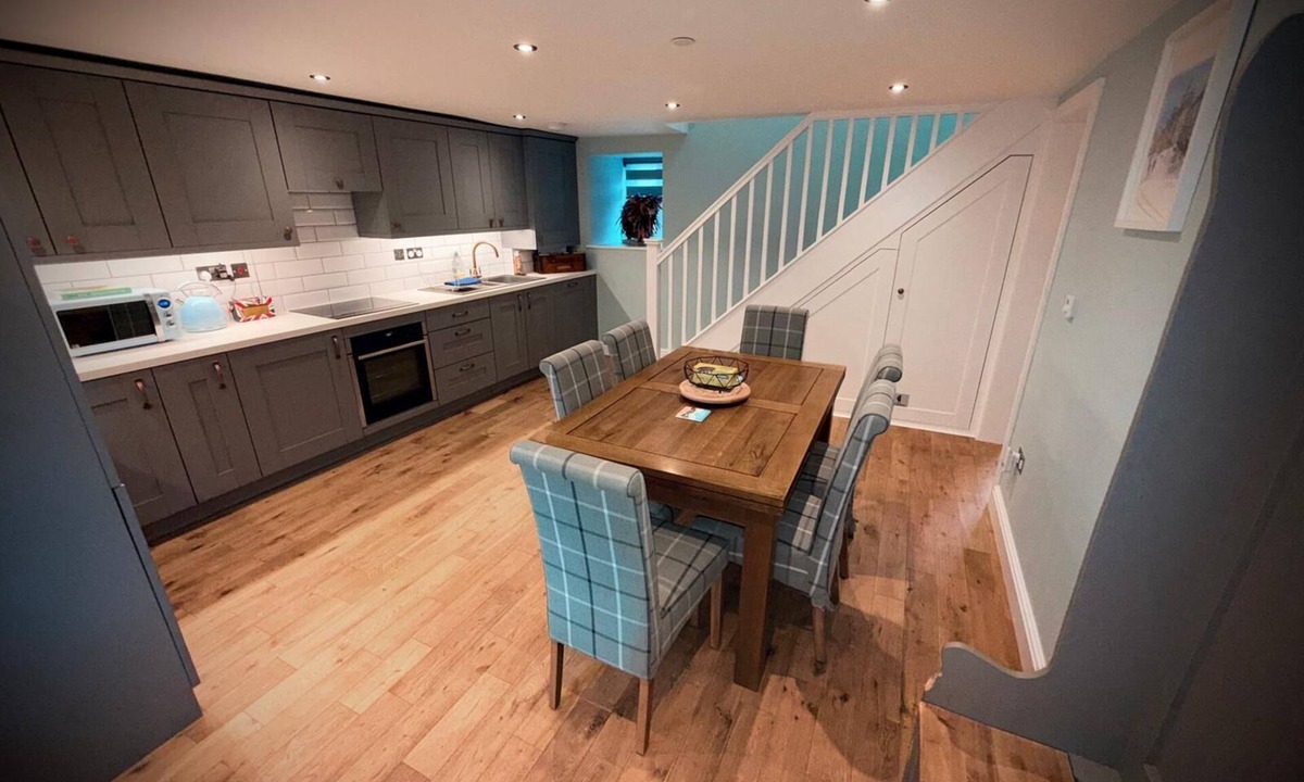 Norton Sub Hamdon House | 2 Bedroom Barn Conversion in Bower Hinton, Somerset.