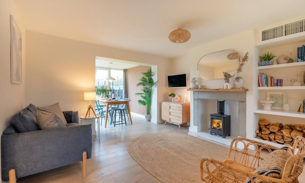 Blythburgh Cottage | 3 Bed in Blythburgh (oc-h27263)