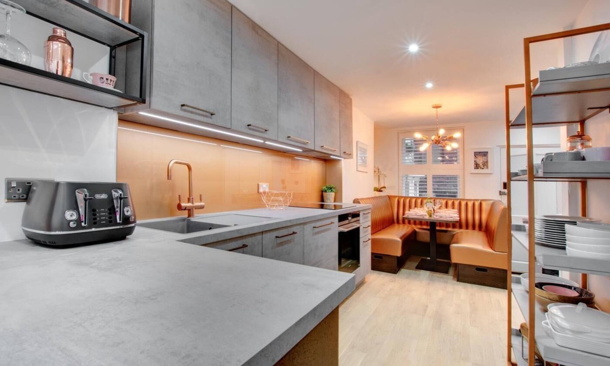 The Lanes Cottage | 3 Bed in Brighton (oc-bbcorn)
