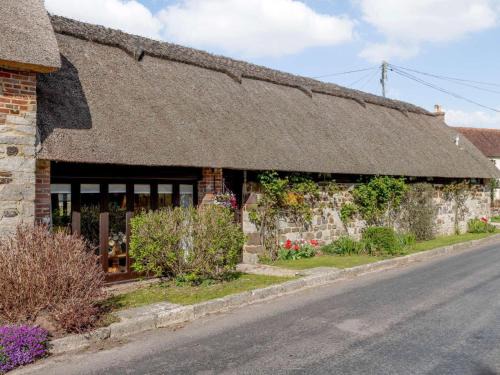 Coombe Keynes House | 3 Bed in Wareham oc-dc029