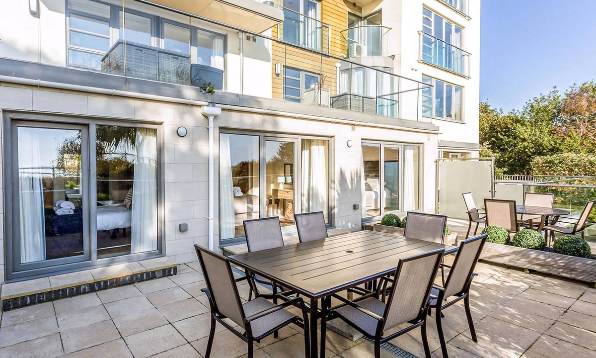 Westbourne Cottage | 3 bedroom accommodation in Bournemouth