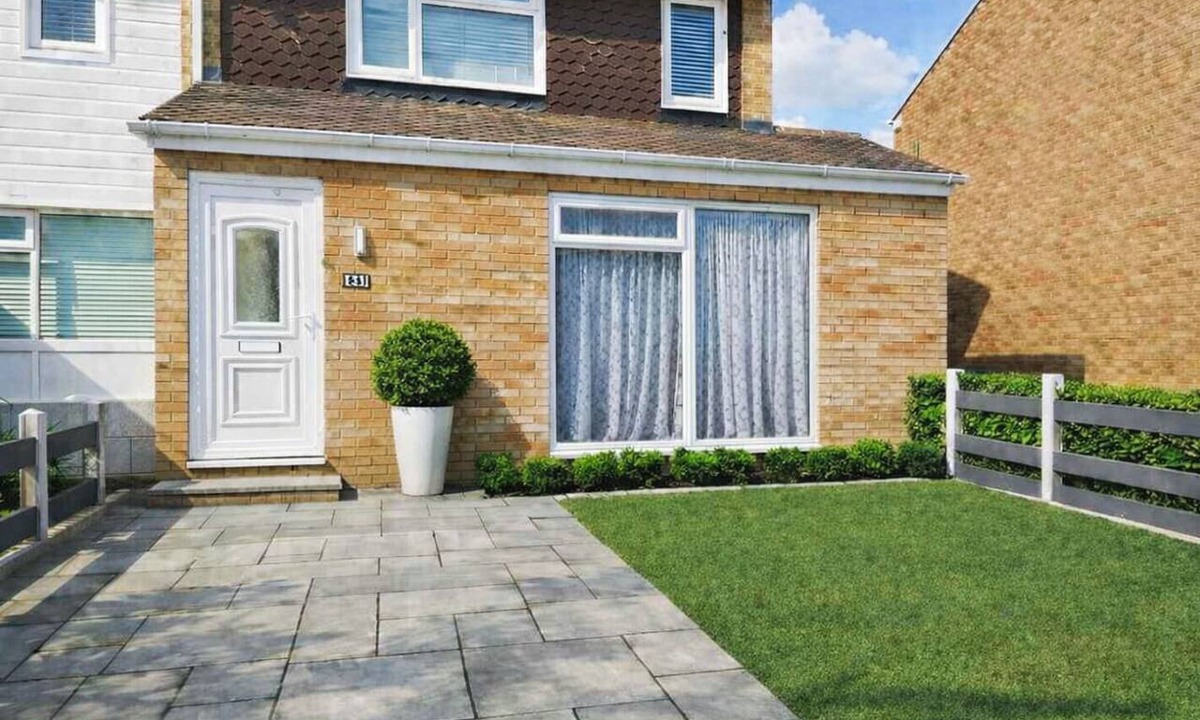 Margate Cottage | 3 bedroom accommodation in Palm Bay, Margate