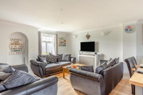 Saint Columb Major Cabin | 4 Bed in Newquay oc-s34623