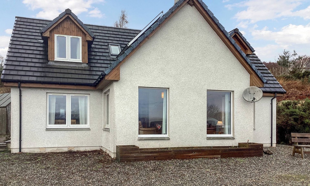 Loch Ness Cottage | 4 bedroom accommodation in Drumnadrochit