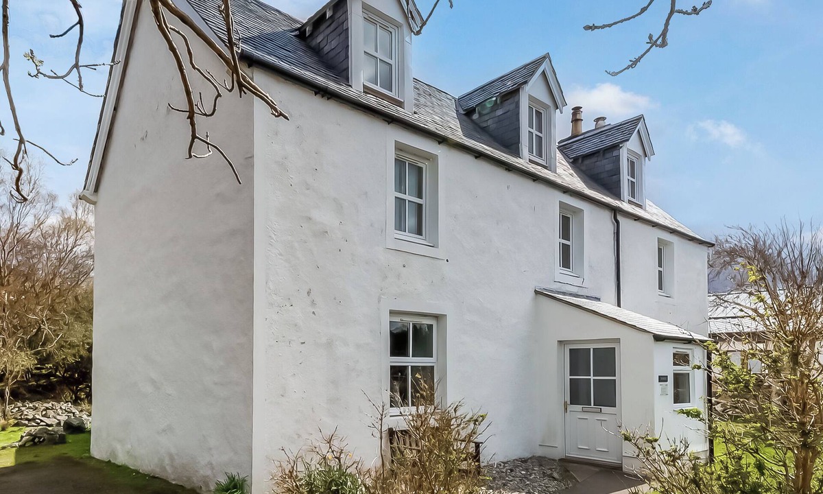 Lochinver Cottage | 5 bedroom accommodation in Lochinver