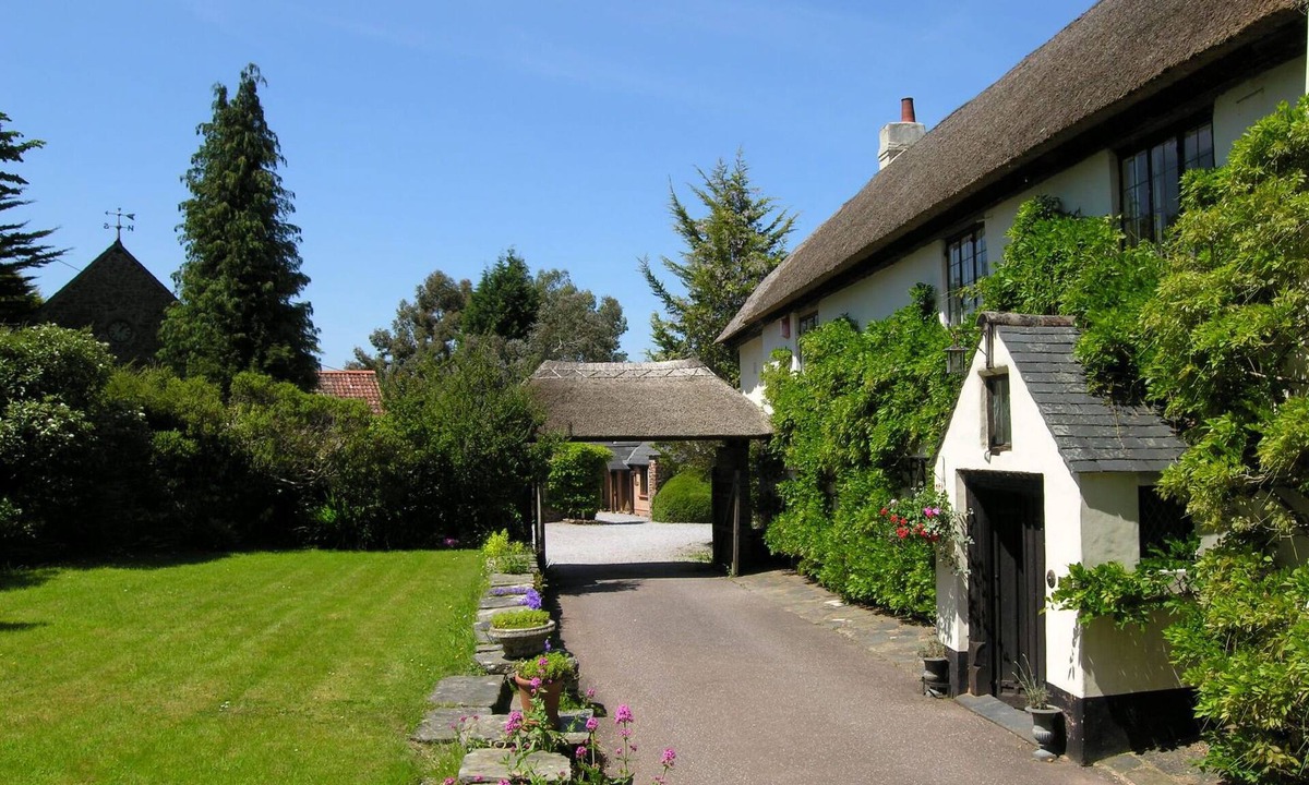 Minehead Cottage | 6 bedroom accommodation in Timberscombe, near Minehead