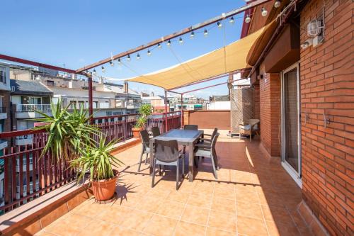 Esquerra de l'Eixample Apartment | 7CROM1130 - 2BD Eixample with a big terrace