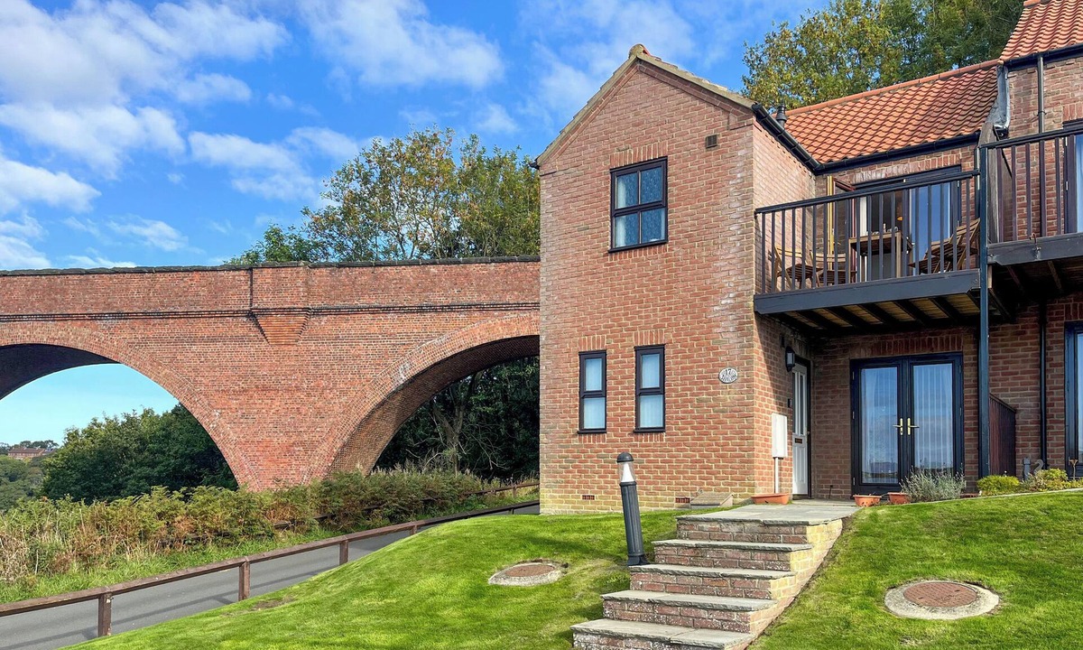 Ruswarp Cottage | A peaceful getaway on the outskirts of Whitby.