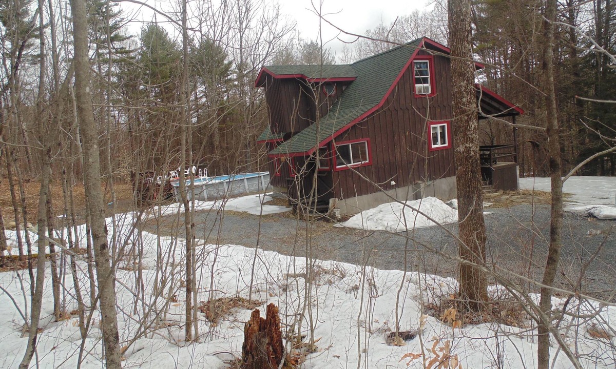 Warrensburg Cabin | Adirondack Rustic 2 Story- 10 ACRES-SKI, SKI, SKI!