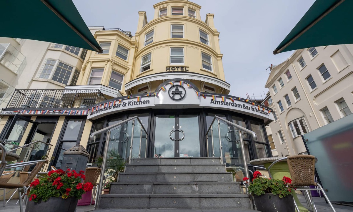 Seafront Hotel | Amsterdam Hotel and A Bar