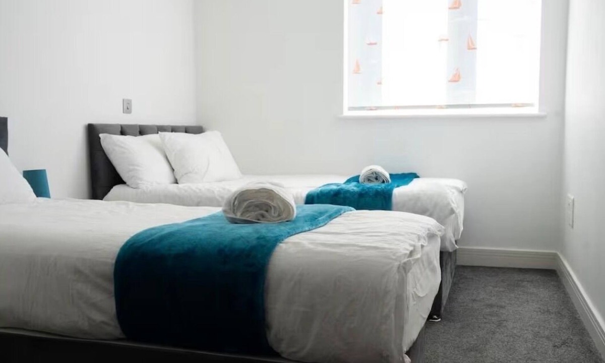 Convention Quarter Apartment | Apartment Sleeps 7 with Wifi