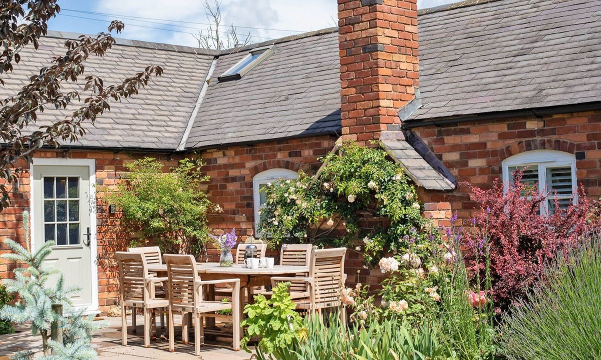 Chipping Campden Cottage | Apple Tree Cottage - Charming Ground Floor Cotswold Cottage