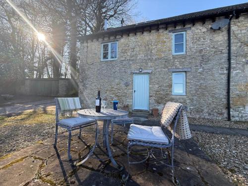 Upton Cheyney House | Ashley Cottage - charming and peaceful property with stunning views near Bath & Bristol