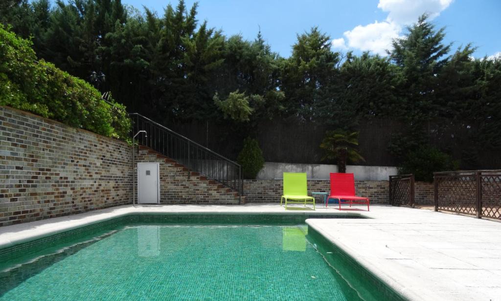 Torrelodones Bed & Breakfast | BArcoiris B&B - Adults Men only - SOLO PARA HOMBRES