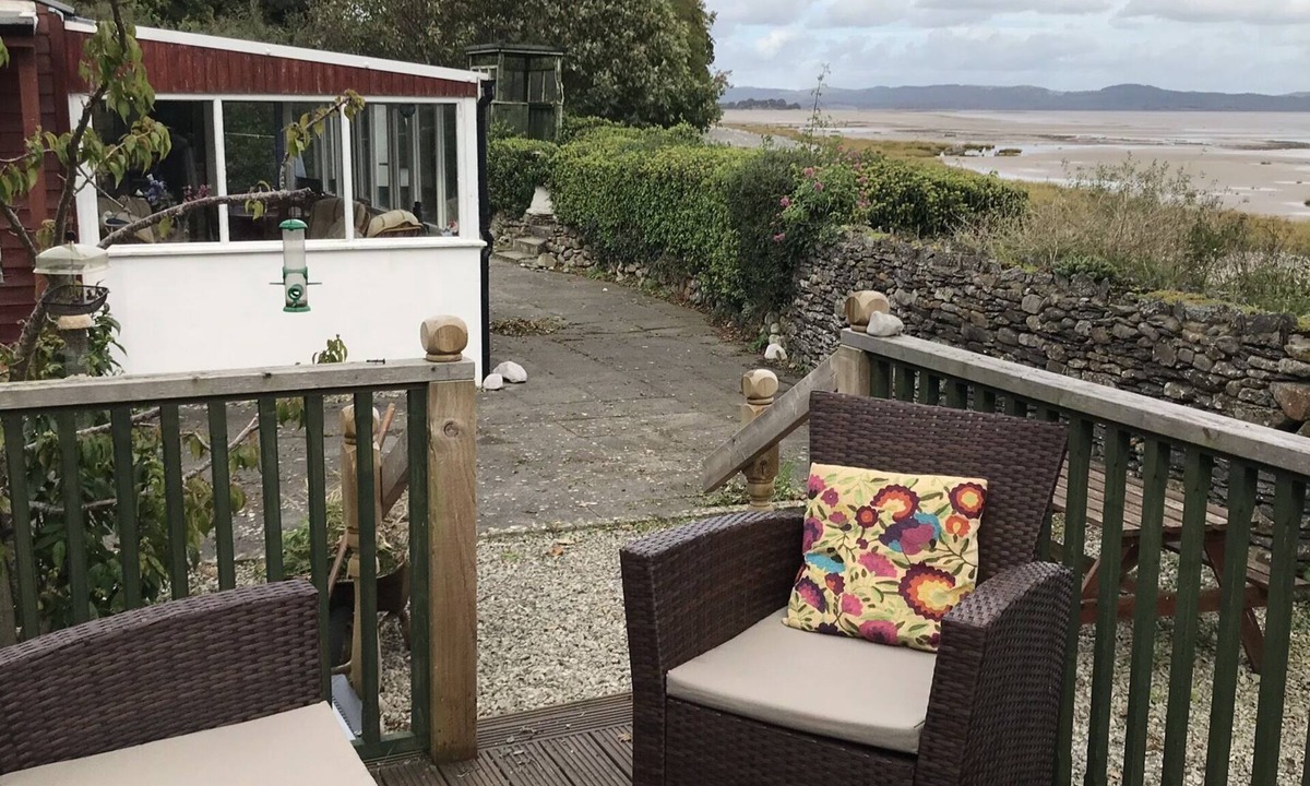 Baycliff Cottage | Beachside Cottage Idyllic Situation, Stunning Views Over Morecambe Bay