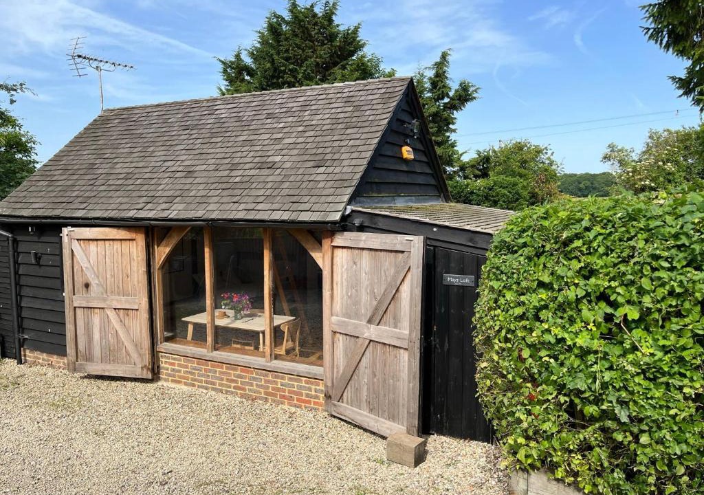 Wallingford Apartment | Beautiful Detached Barn in the Chiltern Hills