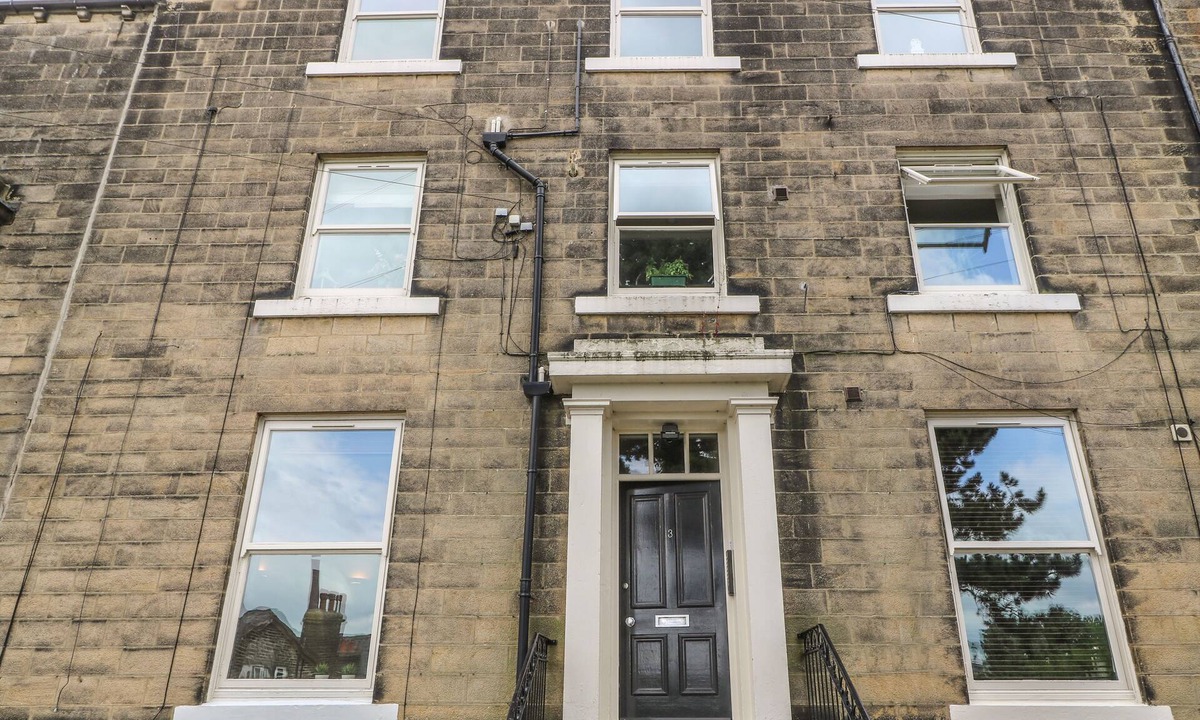 Ilkley Cottage | BELLE VUE, pet friendly, character holiday cottage in Ilkley