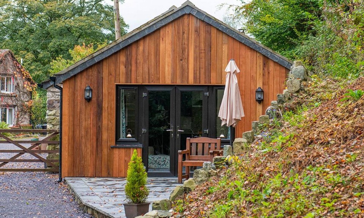Llanrwst Cottage | Beudy Bach - One Bedroom Cottage, Sleeps 2