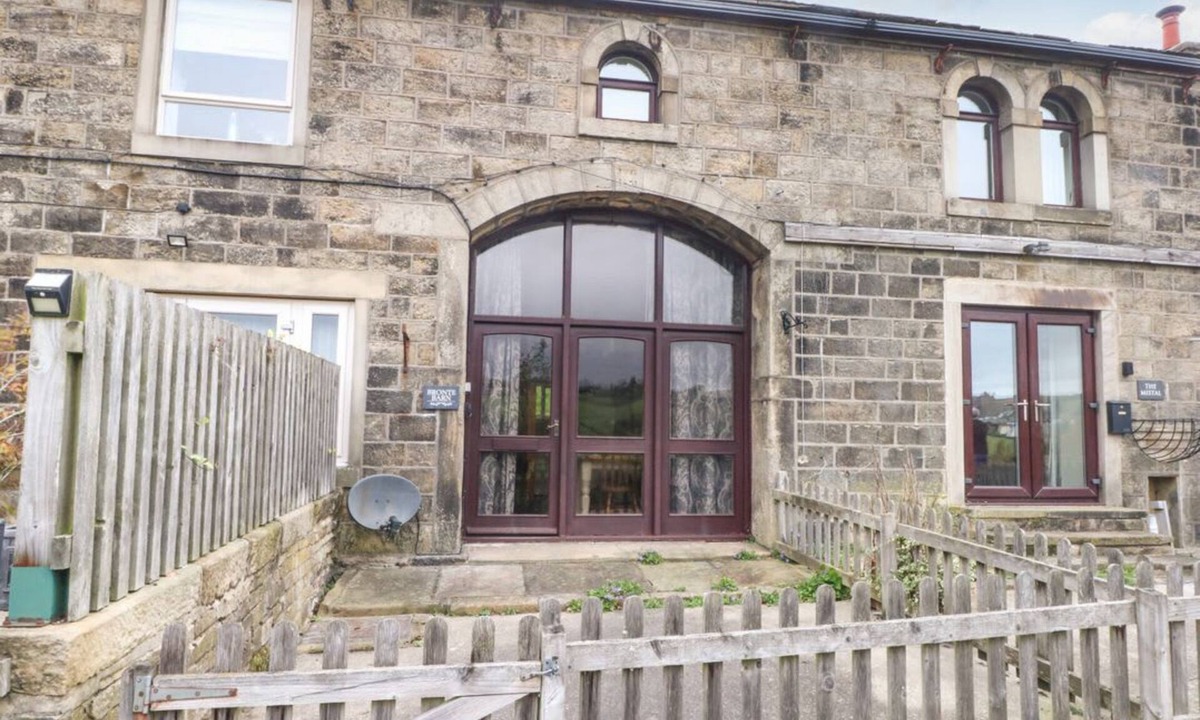 Oakworth Cottage | Bronte Barn, Oakworth