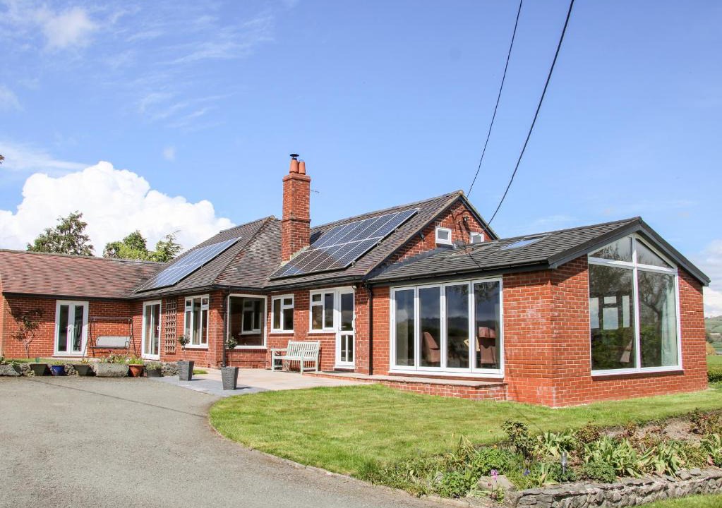 Chirbury with Brompton House | Bryn Caer