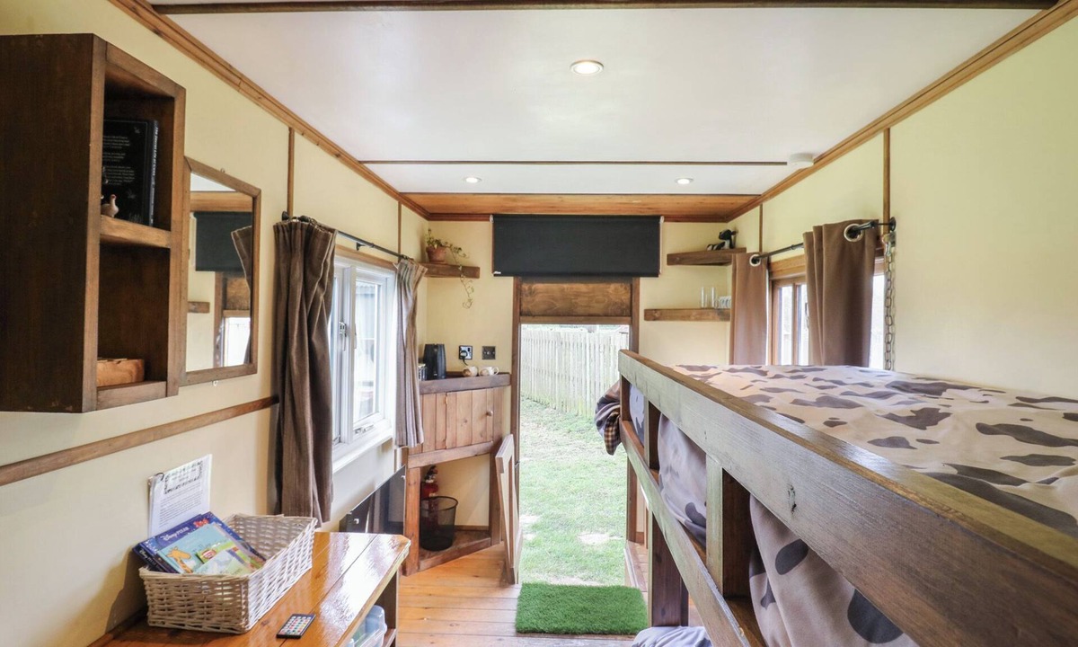 Woodbridge Cottage | Buttercup