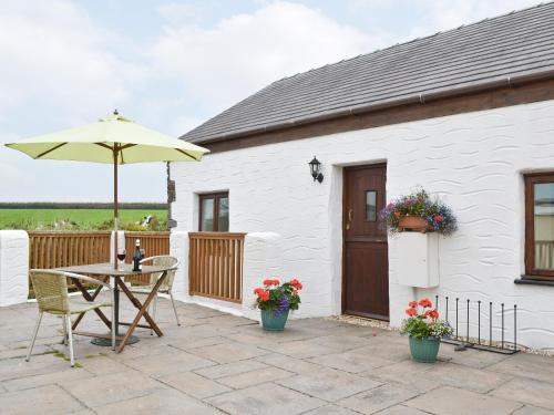 Carmarthen House | Bwthyn Bach - 29177