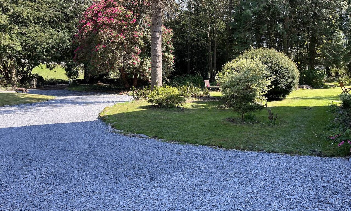 Llanbedr House | Cae Nest Hall