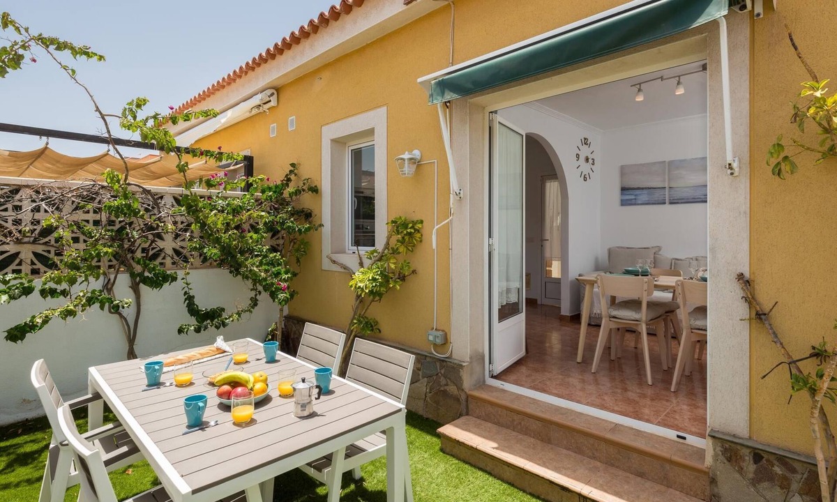 Castillo Caleta de Fuste Apartment | Casa Marcelo, charming and renovated house