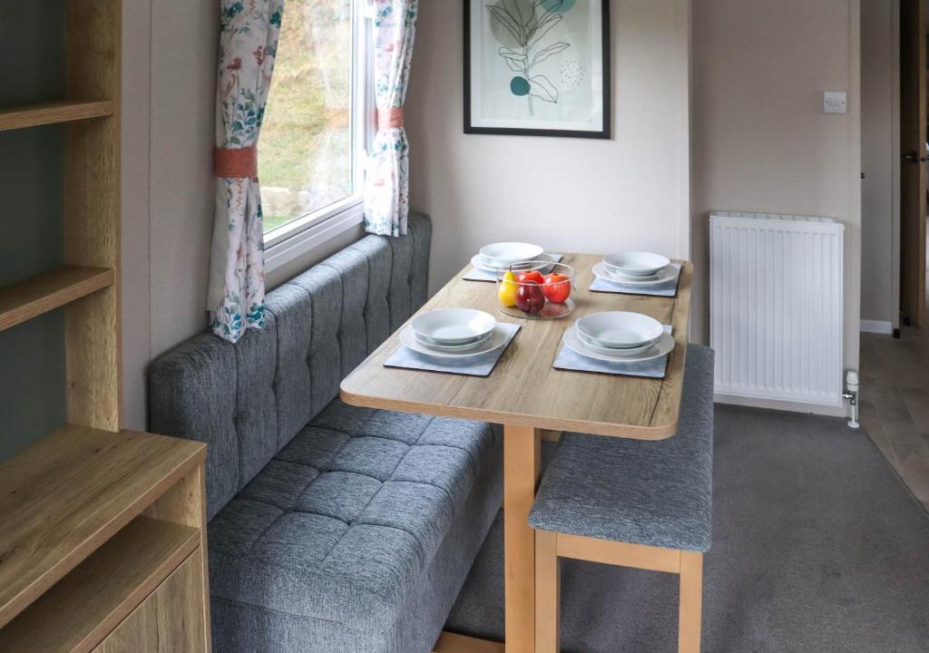 Pendine House | Cedar 1 - Ukc8212