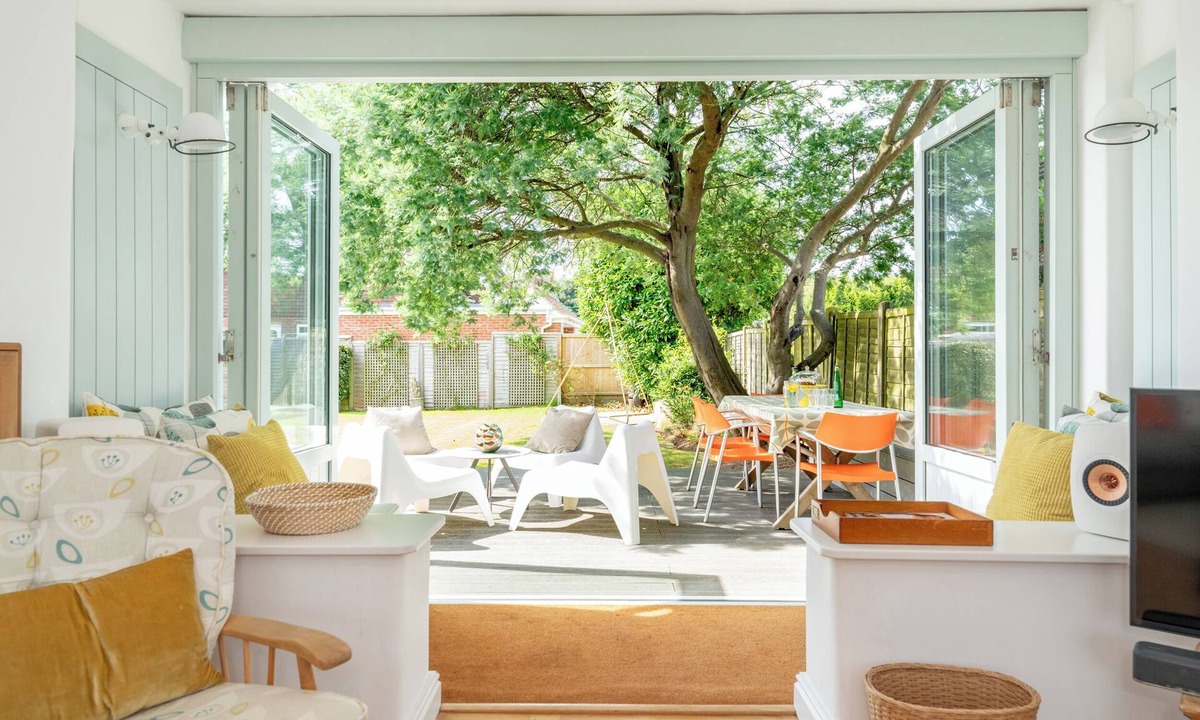 Bembridge Cottage | Chantries