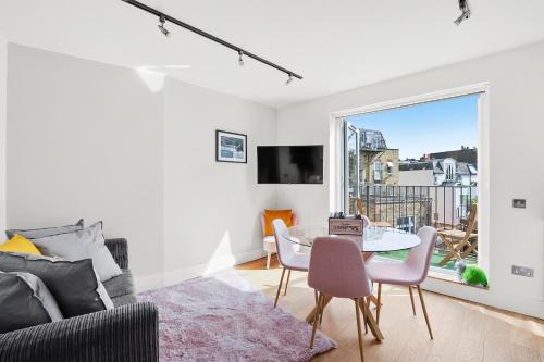 Kentish Town Apartment | Charming 2 bed apartment Free WiFi close to Camden