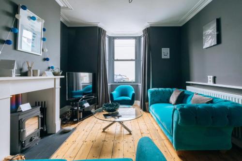 Southville Apartment | Charming 3BD House wPrivate Garden - Bristol