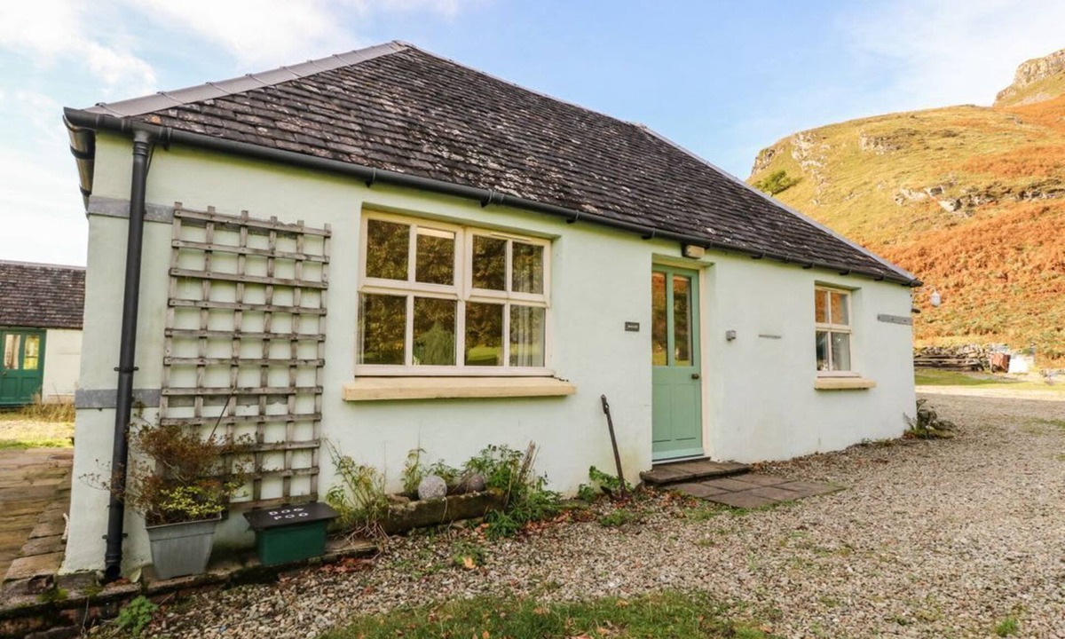 Isle of Luing House | Charming Darach in Ardfern