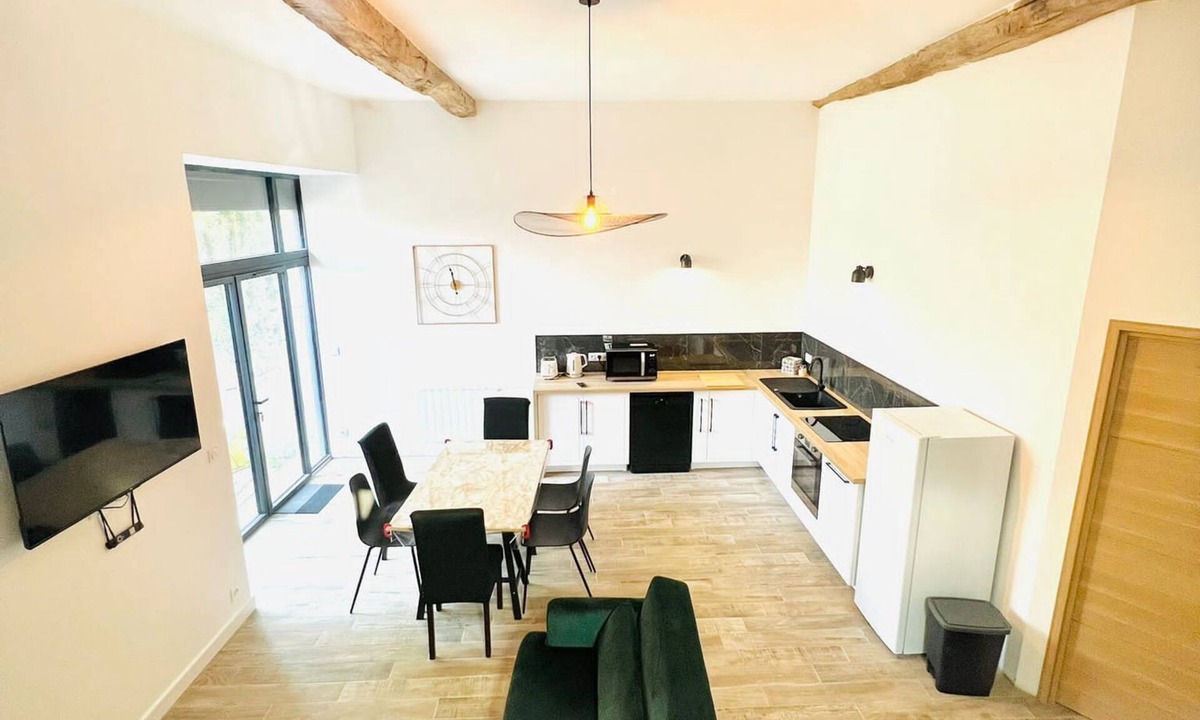 Civaux House | Charming renovated barn near Futuroscope