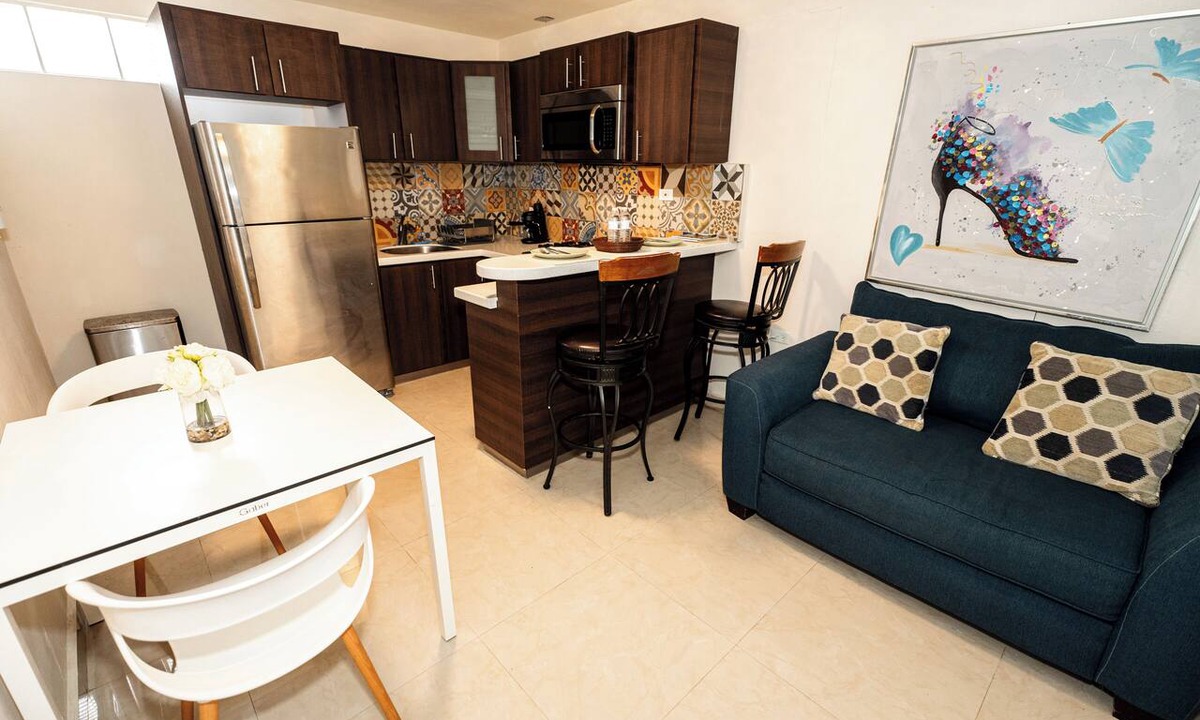 Bucana Apartment | Charming Retreat with Patio Access and Laundry